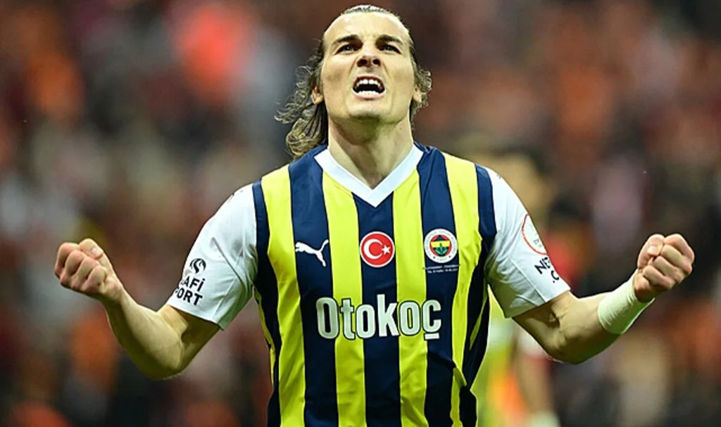 Fenerbahçe, Galatasaray'ı deplasmanda yendi! 