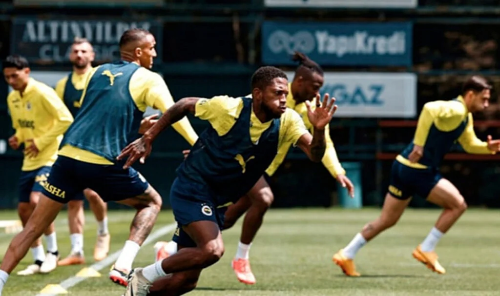 Fenerbahçe'nin Konyaspor maçı kadrosu açıklandı! 4 eksik var...