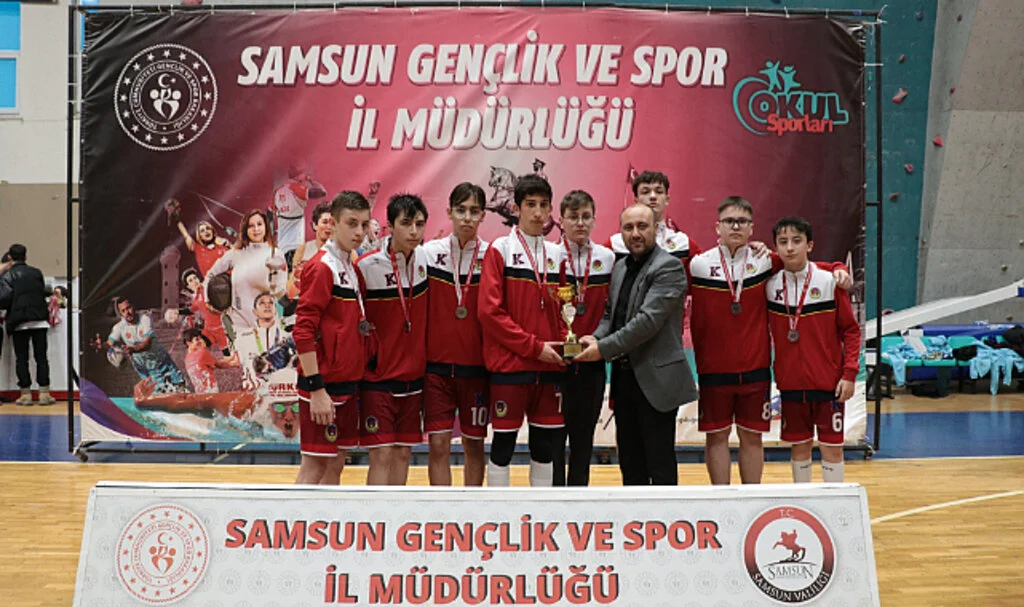 Futsal'da kupalar sahibini buldu