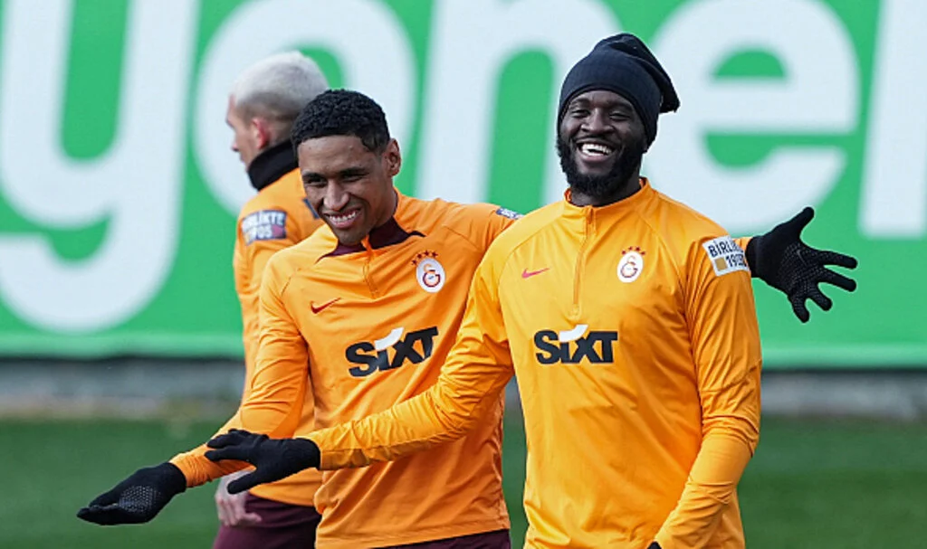 "Galatasaray'ın Gelecek Sezon Planlaması: Yabancı Oyuncu Kontenjanı ve Transfer Gündemi"