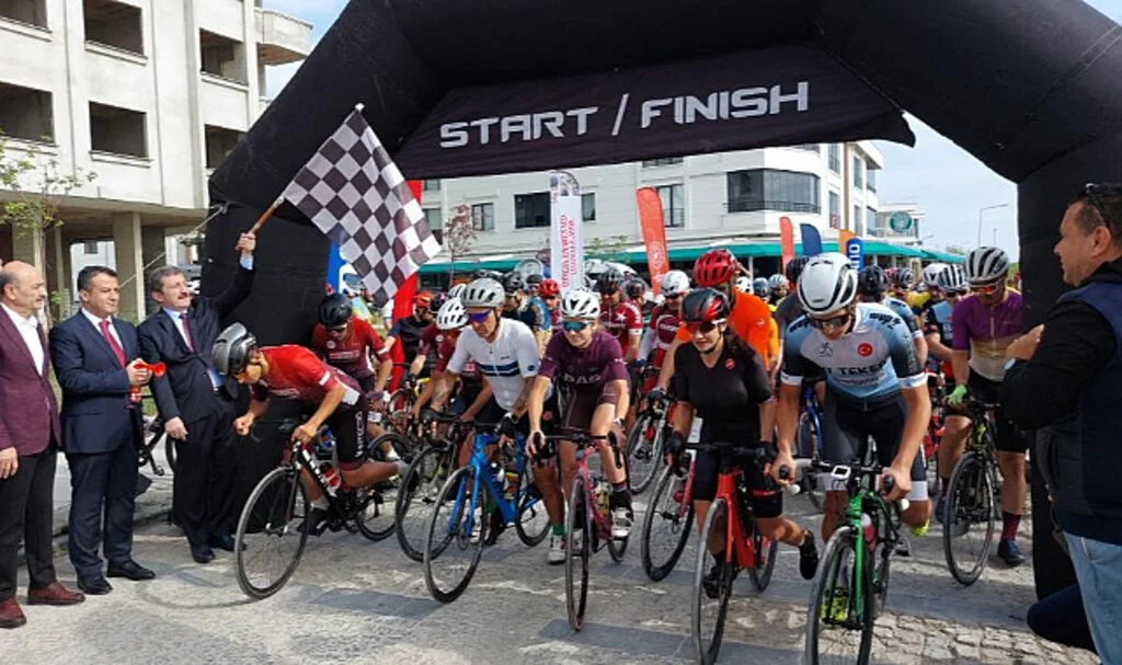 Gran Fondo Bisiklet Yarışları Samsun'da Gerçekleştirildi