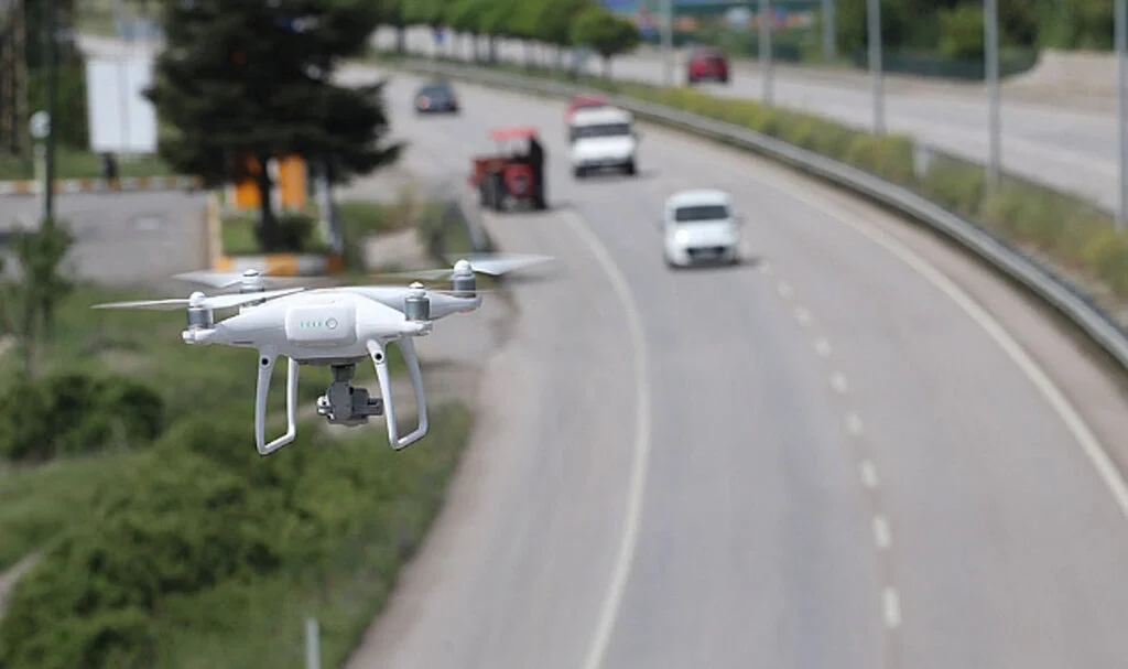 Havza'da Dron Destekli Emniyet Kemeri ve Cep Telefonu Denetimi