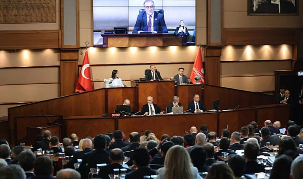 İBB Meclisi'nde 'Deniz Gezmiş' tartışması