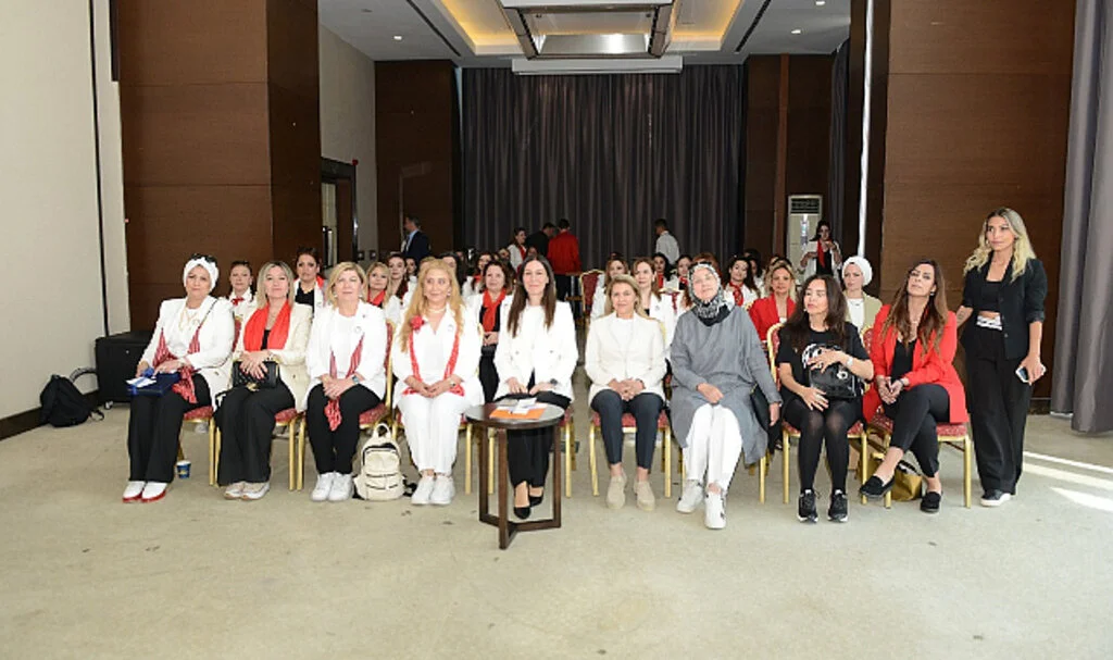 İş Kadınları Çiğdem Karaarslan ile Buluştu