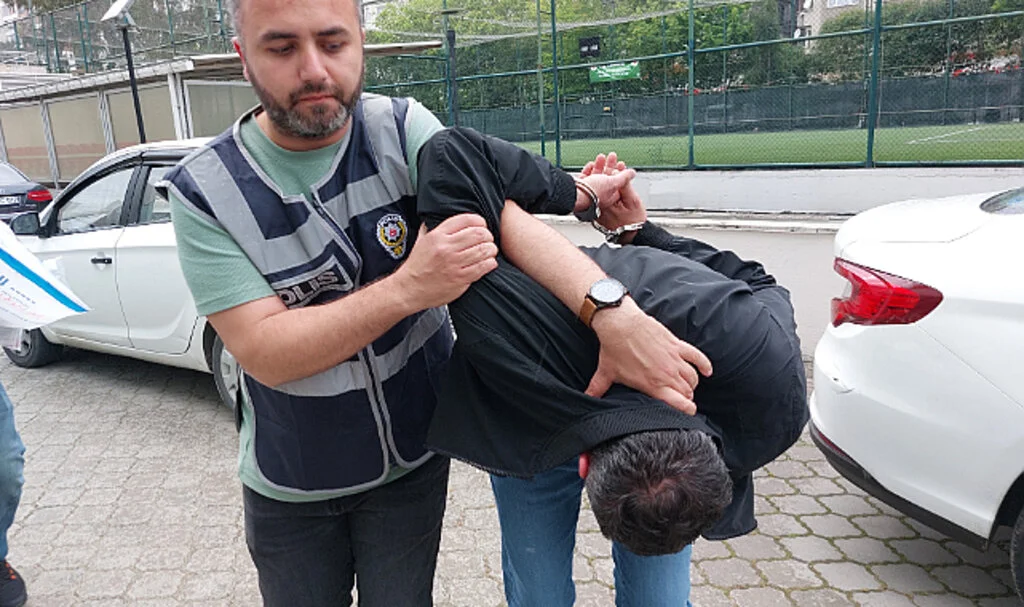 Katilin kaçmasına yardım iddiasına gözaltı