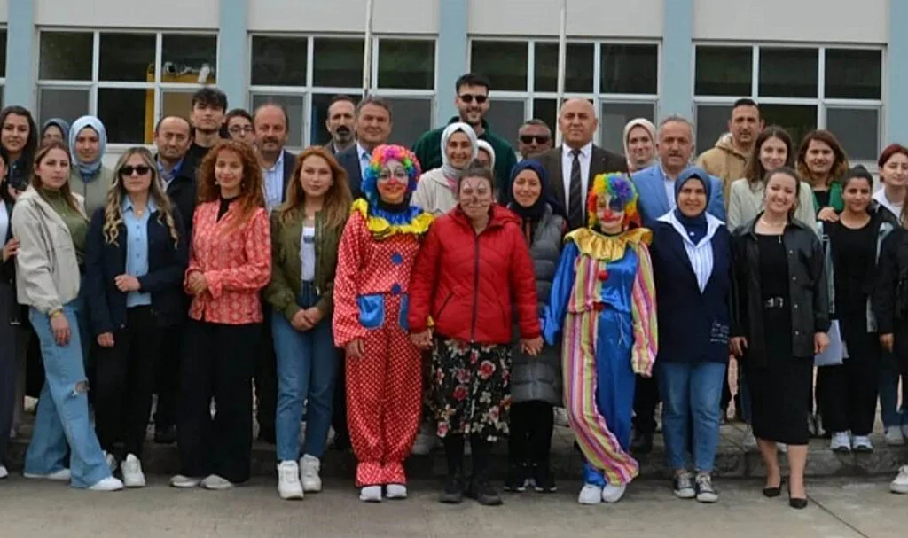 OMÜ Terme MYO, Engelli Öğrencilere Moral Etkinliği Düzenledi