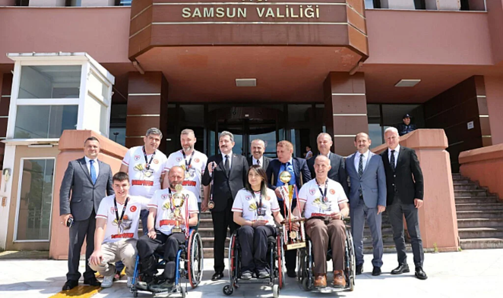 Sampiyonluğu Vali Tavlı ile paylaştılar 