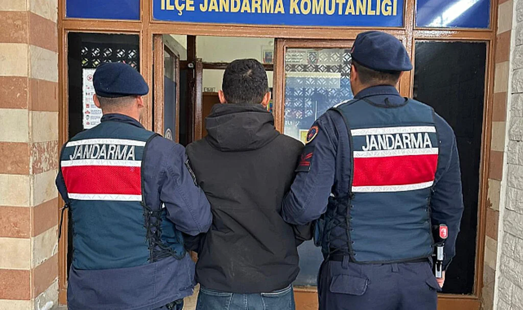 Samsun'da 15 yıl cezası olan firari hükümlü yakalandı
