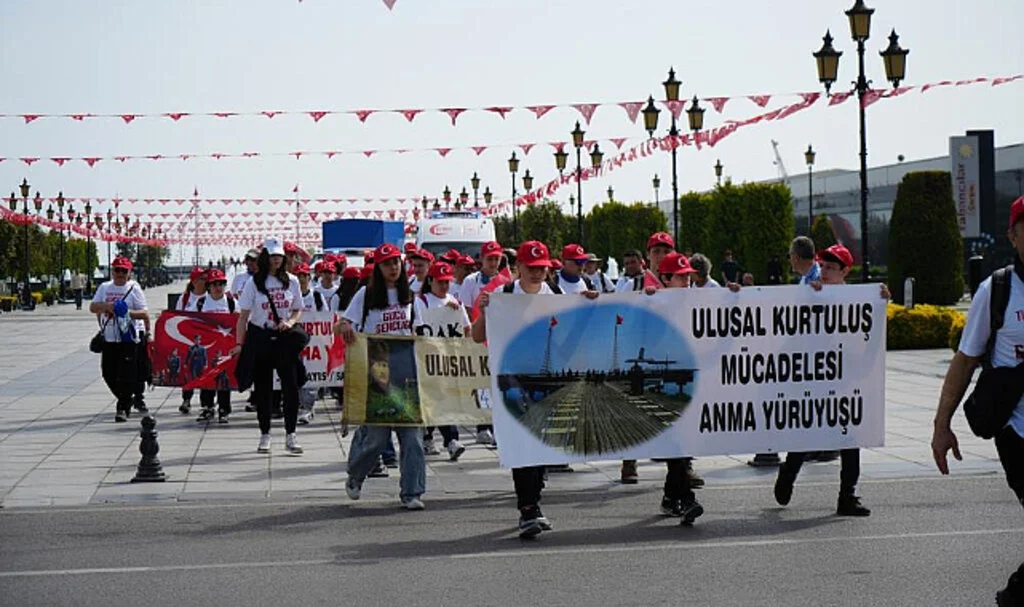 Samsun'da 86 Kilometrelik Ulusal Kurtuluş Mücadelesi Anma Yürüyüşü Başladı