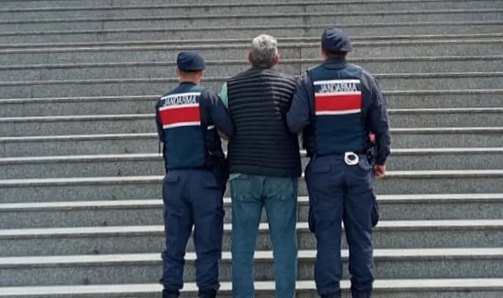 Samsun'da "cinsel istismar" suçundan hapis cezası bulunan firari hükümlü yakalandı