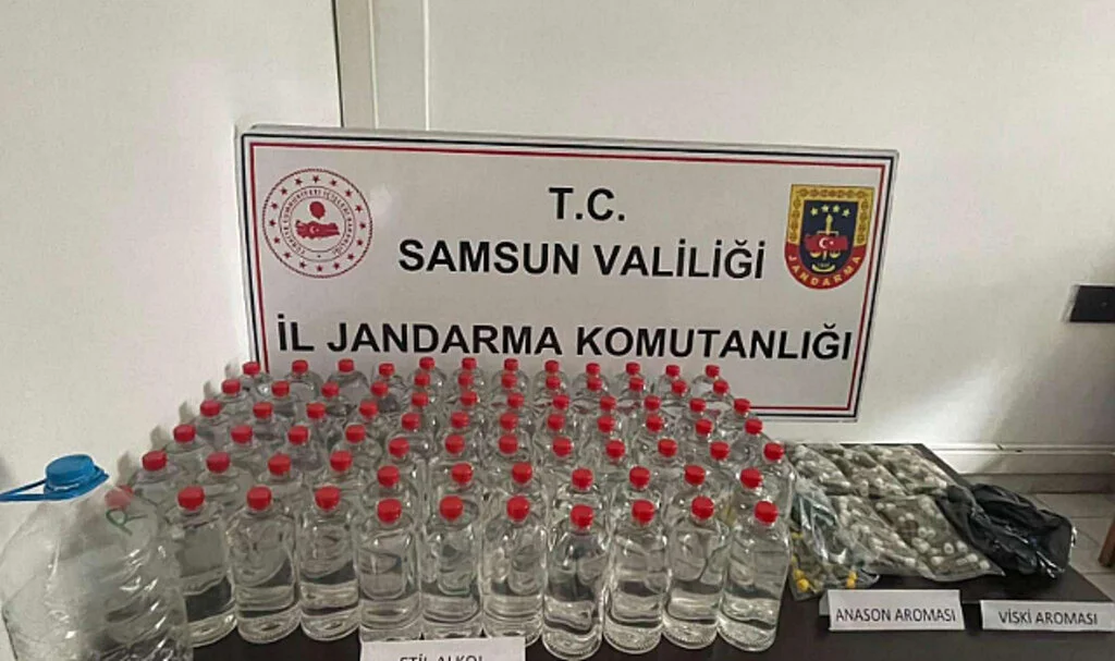 Samsun'da depoda sahte alkol üretimi