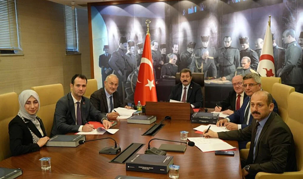 Samsun'da Dezenformasyonun Tehdit Ettiği Dünya Devletlerine Karşı Mücadele: İşbirliği Protokolü İmzalandı