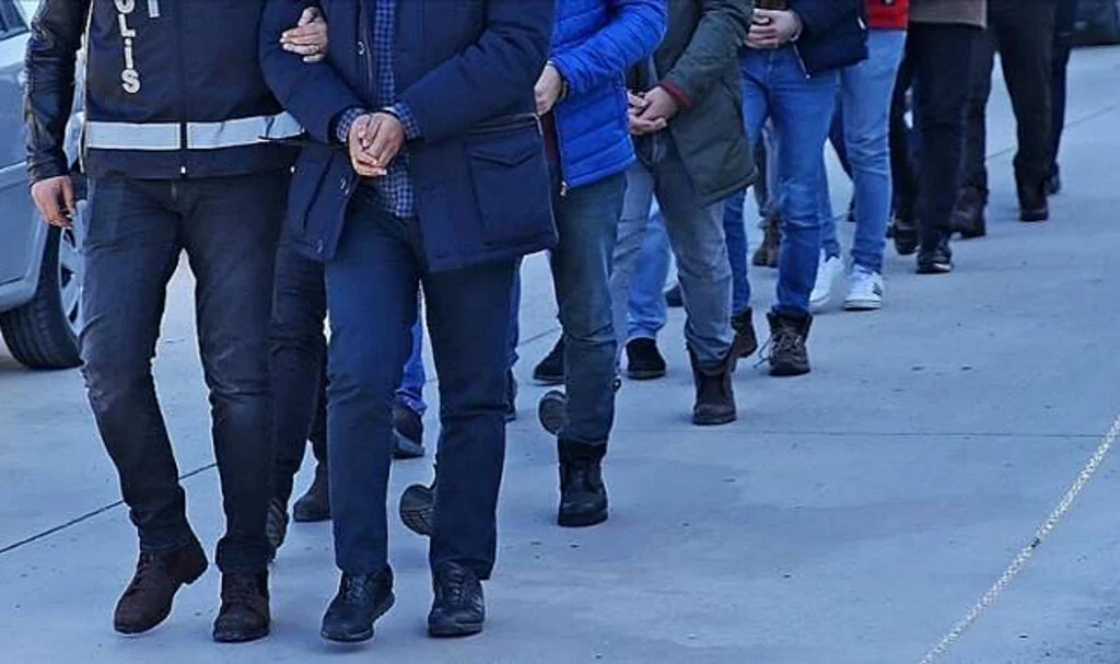 Samsun'da FETÖ'den gözaltına alınan 4 kişiye adli kontrol