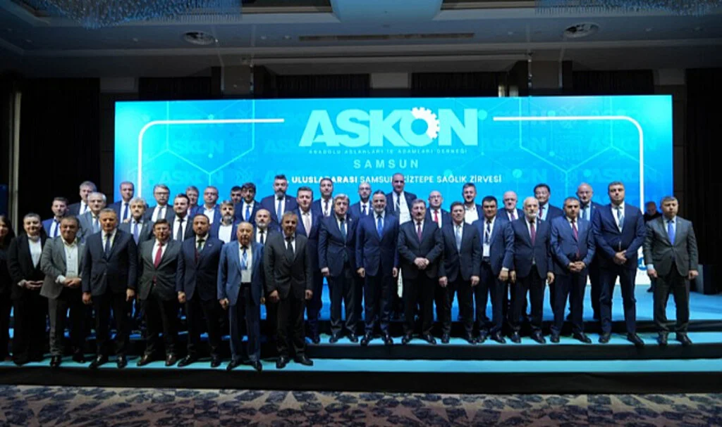 Samsun'da İkiztepe Sağlık Zirvesi'ne yoğun katılım!