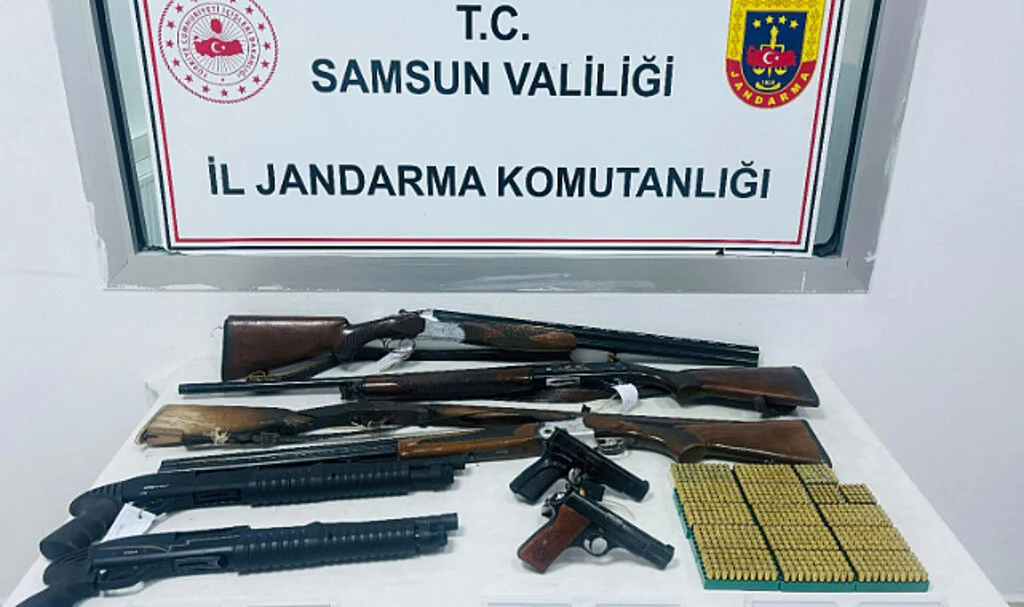 Samsun’da Kaçakçılık Operasyonunda 5 Zanlı Yakalandı