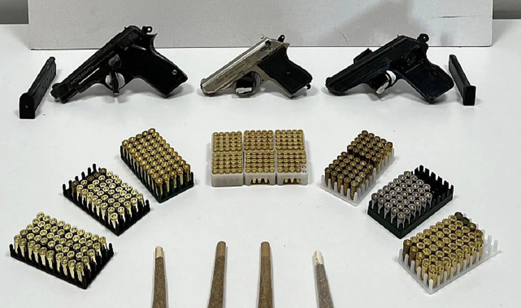 Samsun'da Kaçakçılık Operasyonunda Silah ve Uyuşturucu Ele Geçirildi: 1 Gözaltı
