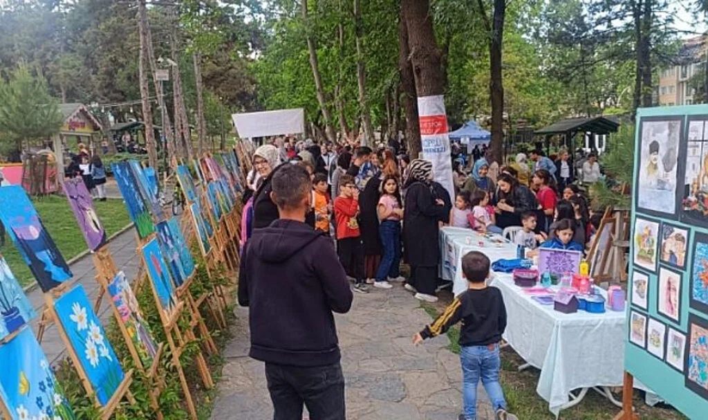 Samsun​​​​​​​'da Kursiyerlerin El Emekleri Görücüye Çıktı