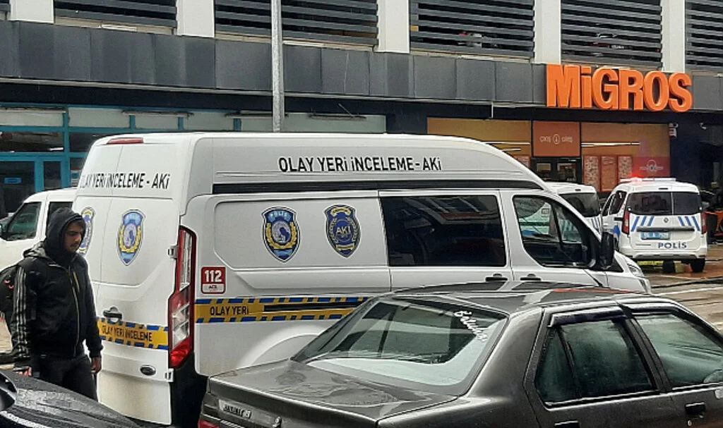 Samsun'da Otel Odasında İntihar Etti!
