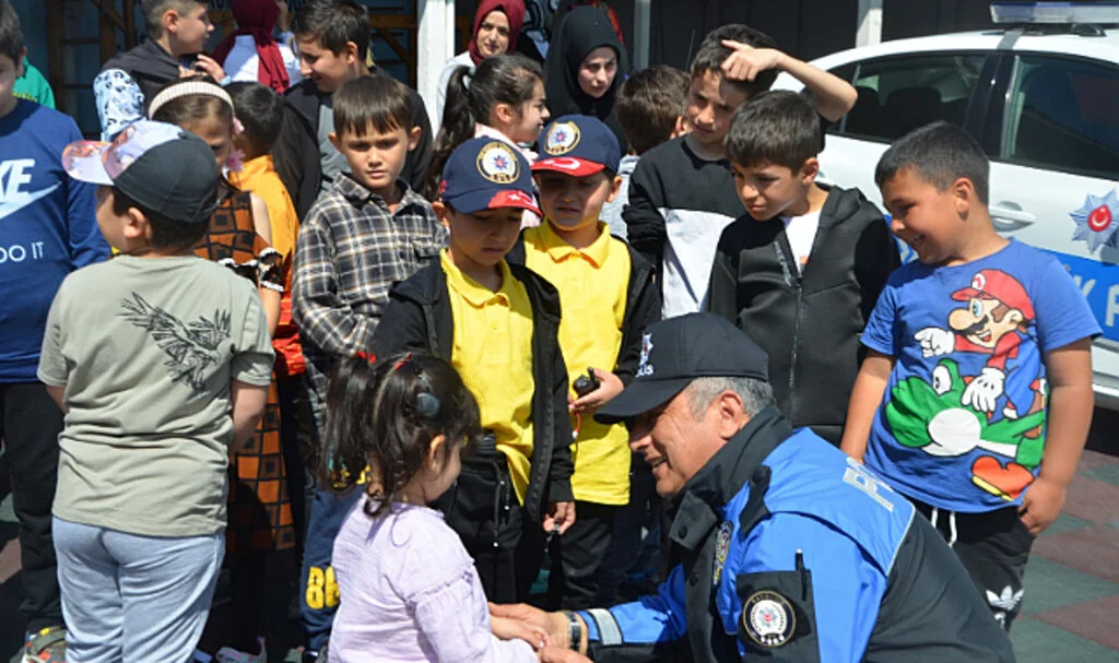 Samsun polisinden 'özel' bilgilendirme