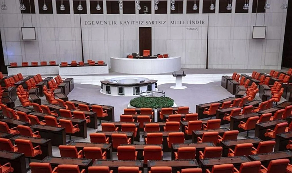 TBMM Başkanlığı'na sunuldu... Fahiş fiyata ceza artıyor