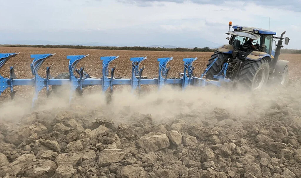 Traktör ve Soklu Pulluk Bakım Hizmeti Alınacaktır 