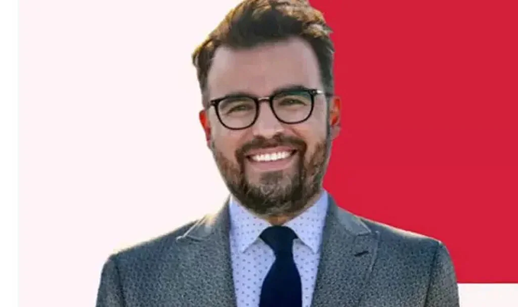 TRT Lefkoşa temsilcisi Sefa Karahasan KKTC'de 'sahte diploma'dan tutuklandı!