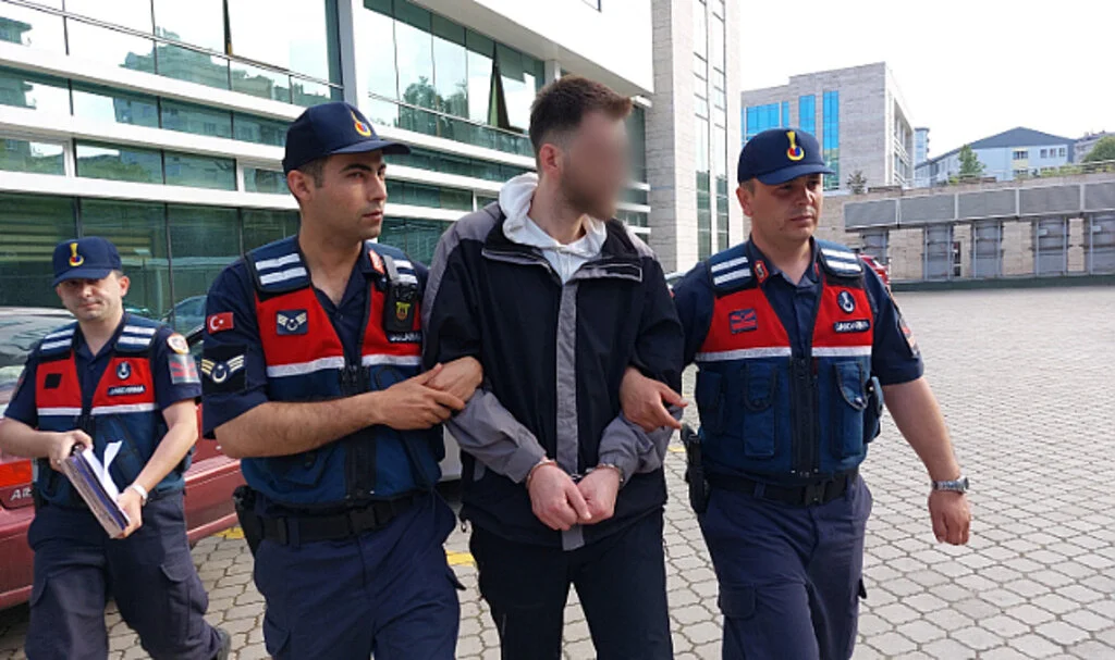 Uyuşturucu ticaretinden tutuklandı