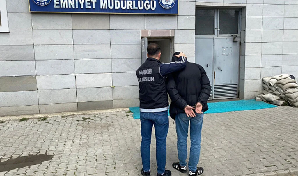Uyuşturucuyla yakalanan şahsın 9 yıl 10 ay hapis cezası ortaya çıktı
