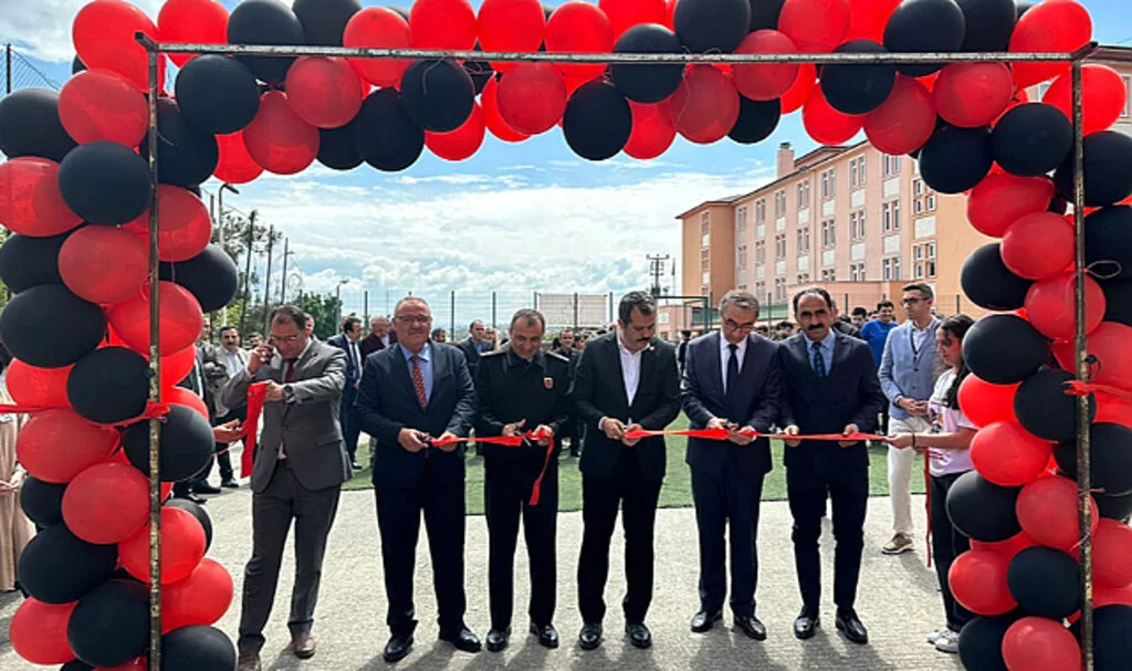 Vezirköprü Anadolu Lisesi'nde TÜBİTAK Bilim Fuarı Heyecanı