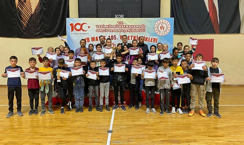 Vezirköprü'de Geleneksel Çocuk Oyunları ve Fiziksel Etkinlikler Şenliği Coşkusu!