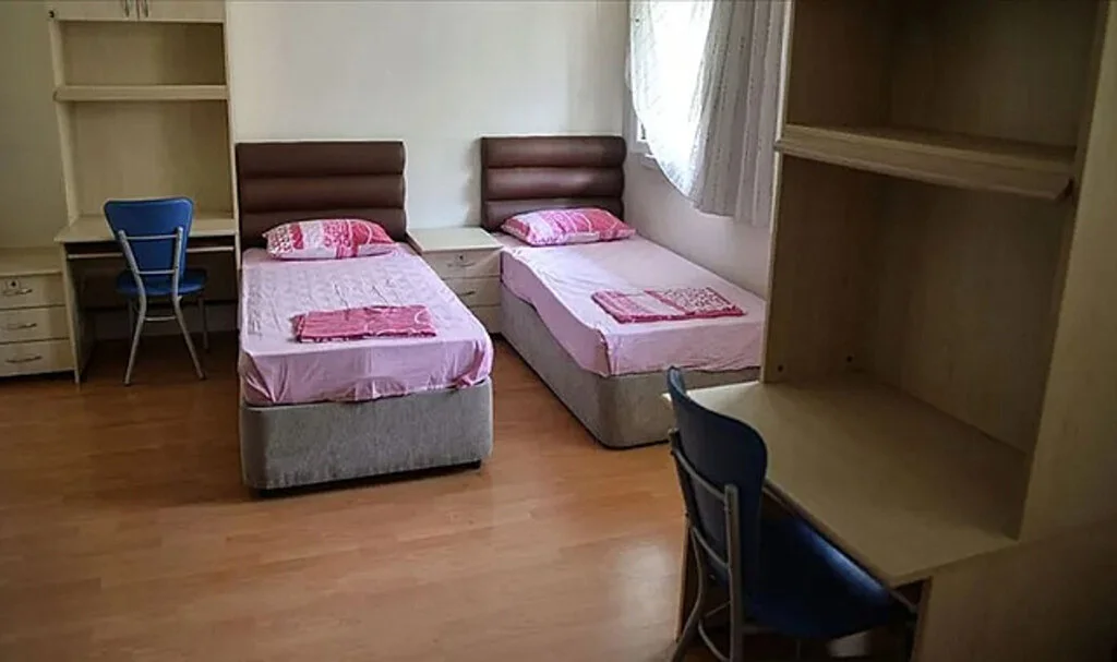 Yurtta Kalan 47 Öğrenci Yemekten Sonra Hastanelik Oldu