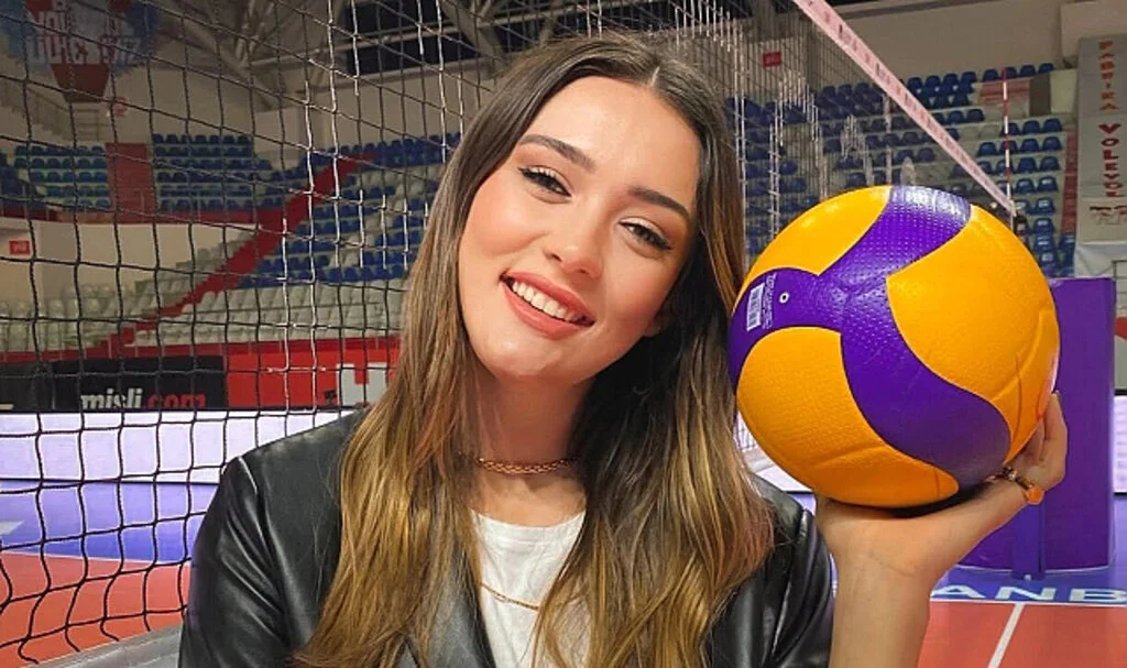 Zehra Güneş Hem Başarılı Hem Güzel
