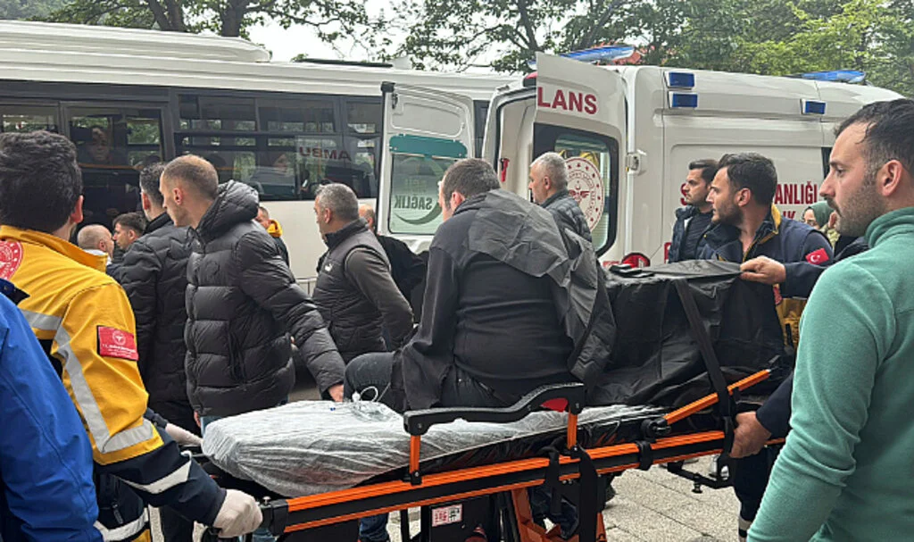 Zonguldak'ta kolu kıyma makinesine sıkışan kişi ameliyata alındı