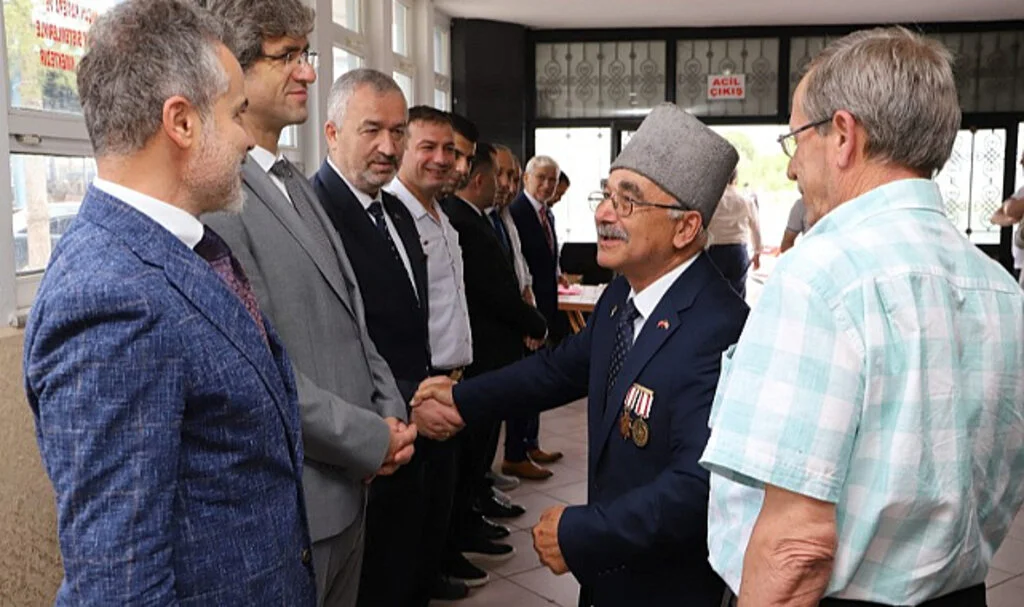 19 Mayıs'ta bayramlaşma töreni düzenlendi