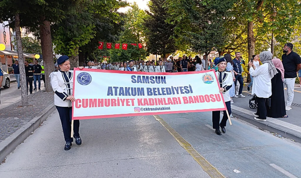 Atakum Cumhuriyet Kadınları Bandosu Amasya'da
