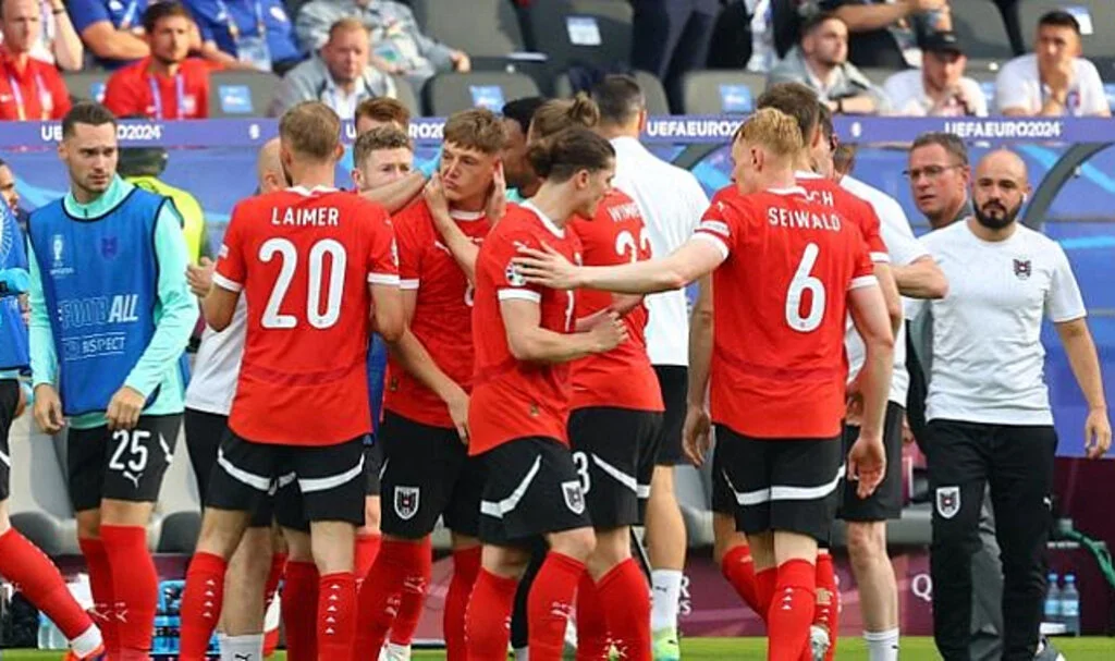 Avusturya, Polonya'yı 3-1 Mağlup Ederek Son 16'ya Göz Kırptı