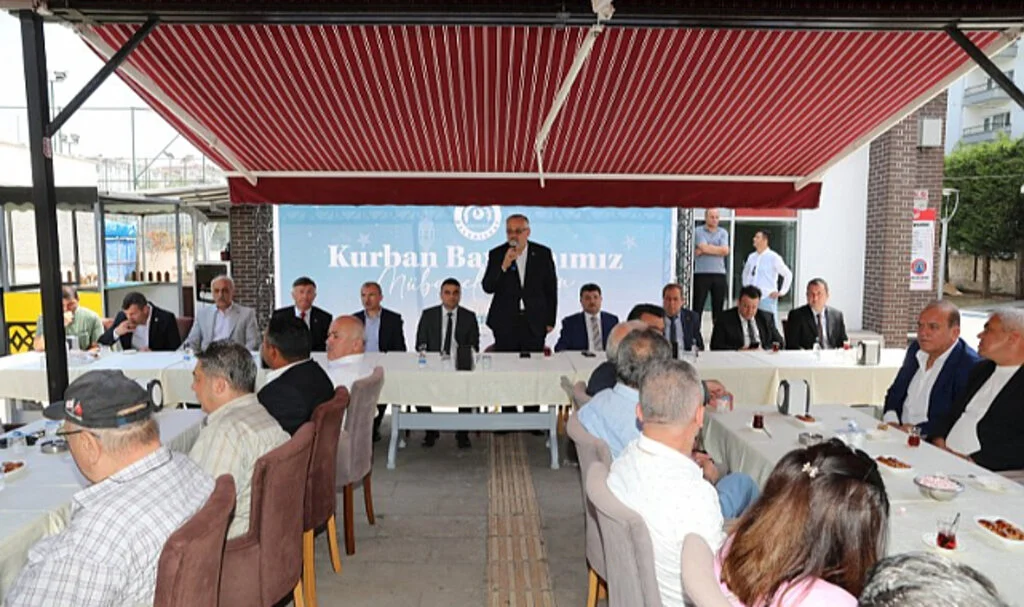 Bafra'da bayramlaşma programı düzenlendi