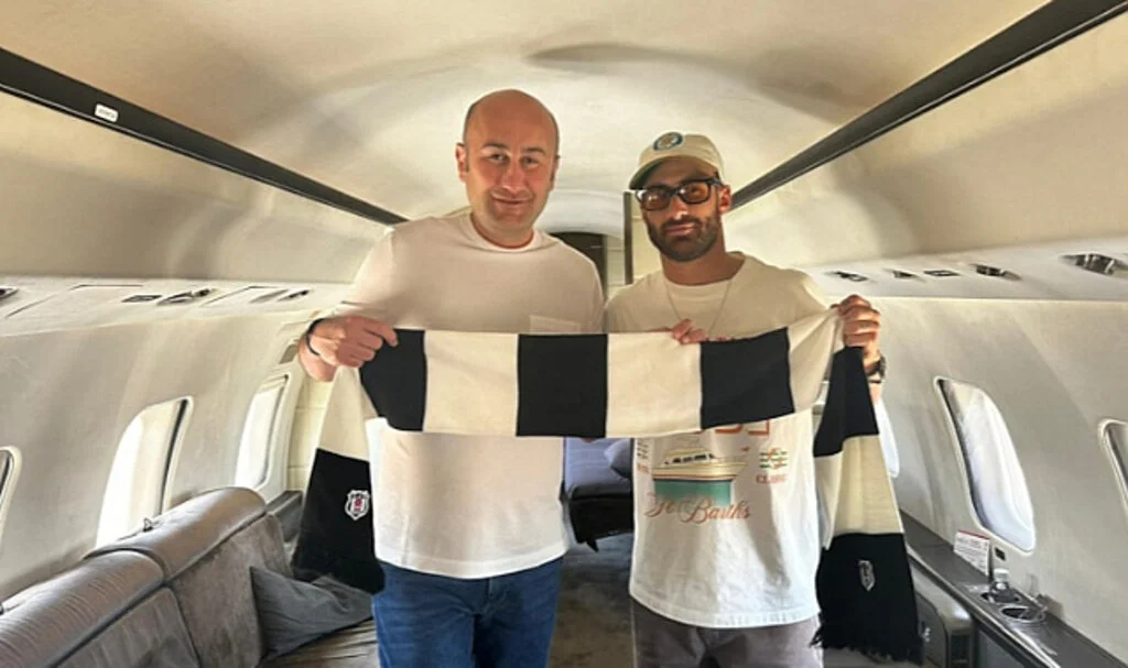 Beşiktaş'ın yeni transferi Rafa Silva Acun Ilıcalı'nın uçağıyla geldi