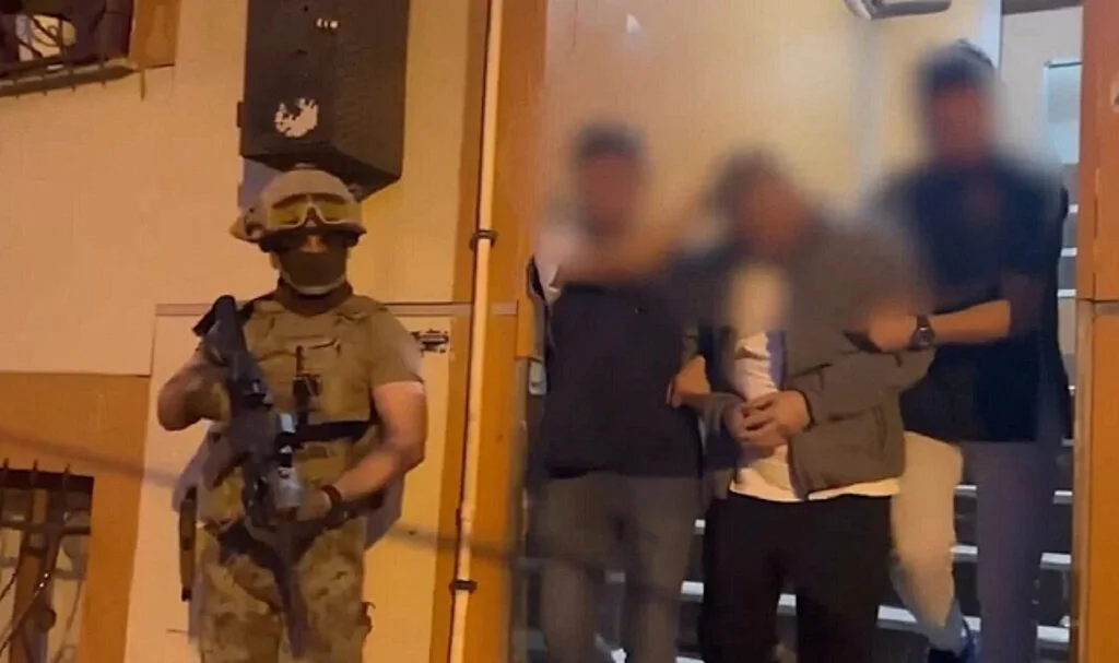 Bozdoğan-47 Operasyonu: 28 DEAŞ Şüphelisi Yakalandı