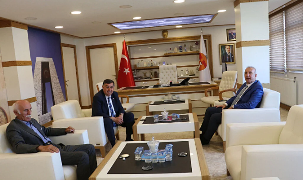 DOKAP Başkanı Gültekin’den Havza Belediye Başkanı İkiz’e ziyaret