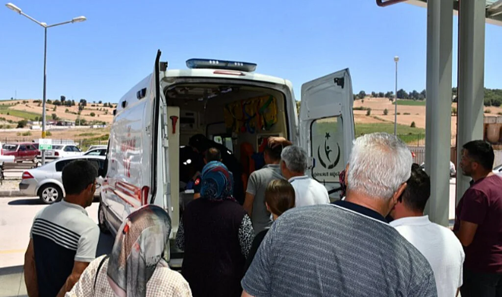 Elektrik dağıtım şirketi personeli 3 işçi yaralandı
