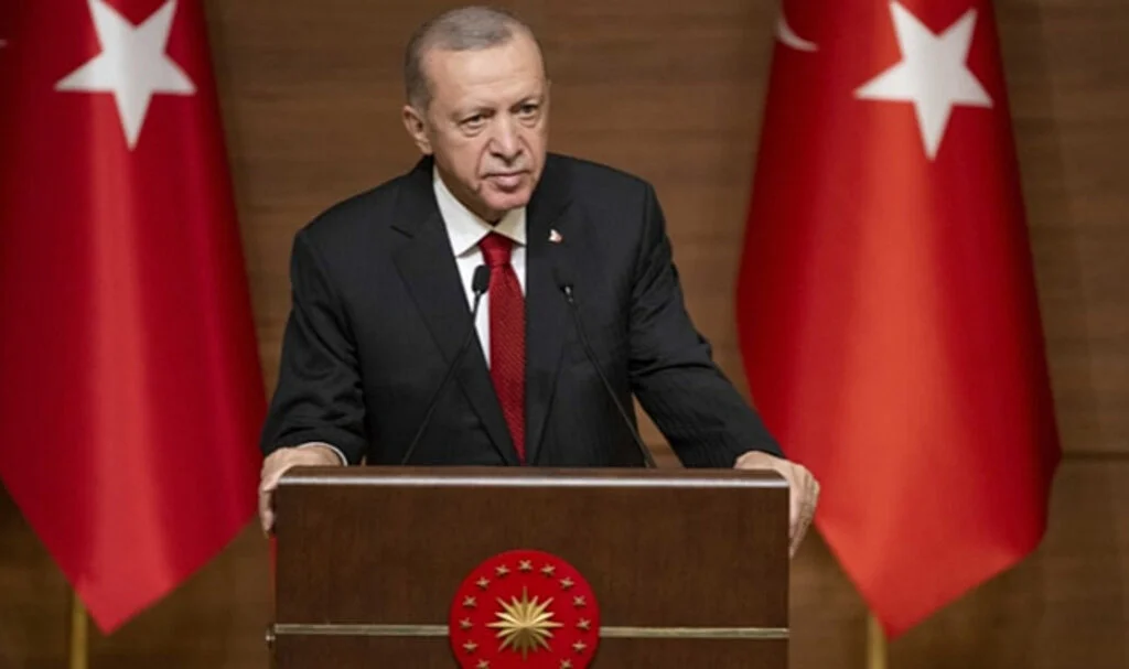 Erdoğan'dan AKP'de değişim mesajı
