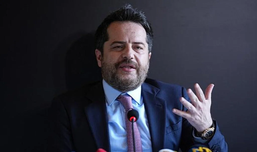 Galatasaray'da Şok Ayrılık! Erden Timur Görevinden Resmen İstifa Etti