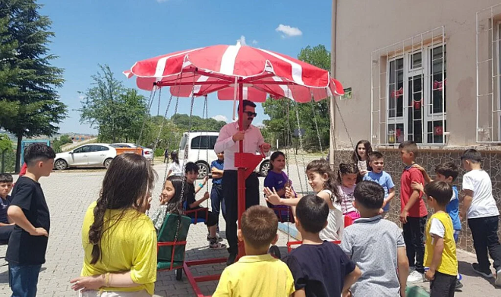 Havza'da Öğrenciler Yaz Şenliği İle Eğlendi