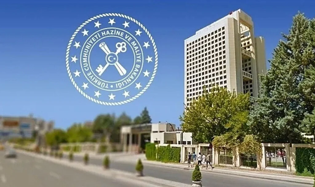 Hazine ve Maliye Bakanlığı: Çifte Maaş İddiaları Ciddiyetten Uzak