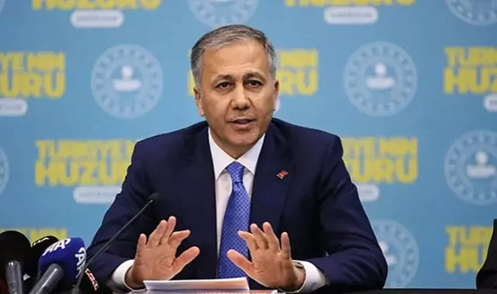 İçişleri Bakanı Ali Yerlikaya acı bilançoyu duyurdu! 'Emniyet kemeri' uyarısı