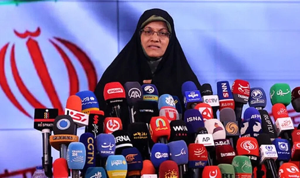 İran'da Kadın Aday: Zohre Elahiyan Başvuru Yaptı