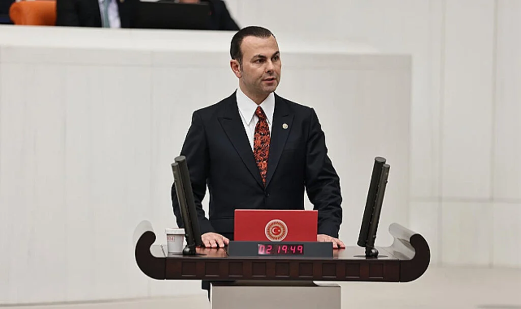 İYİ Parti'den Bir İstifa Daha