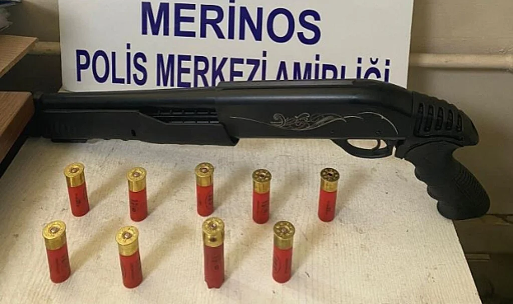 Kadının Silahla Tehdit Edildiği İhbarı Her Şeyi Ortaya Çıkardı: 6 Gözaltı