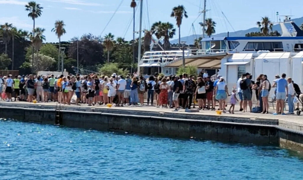 Kapıda vize Türk turistlerin kabusu oldu